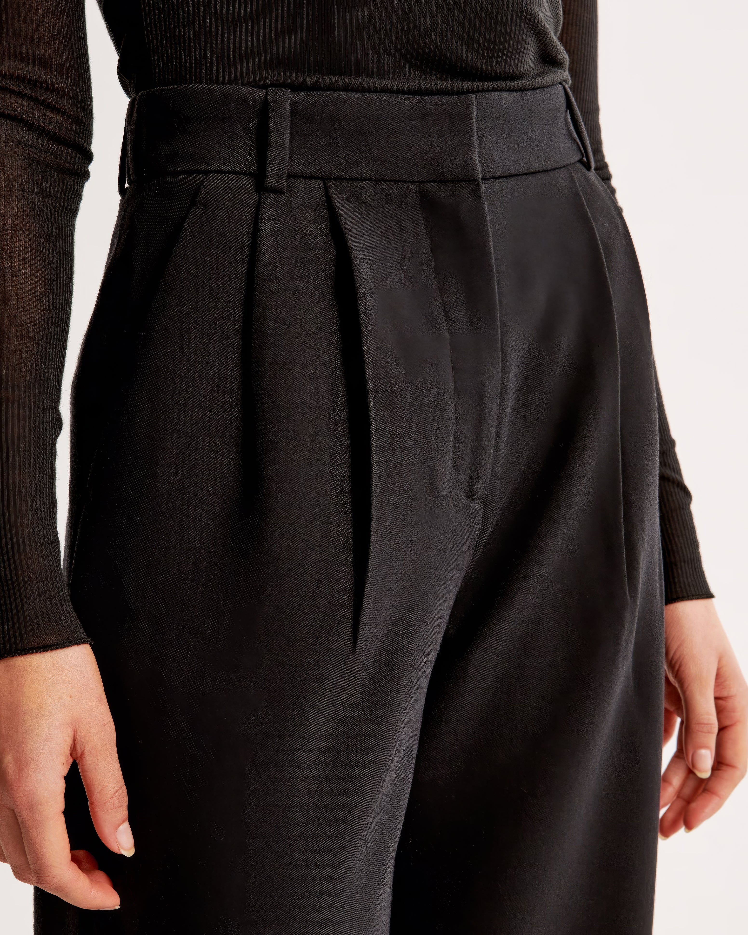 Chloe Tailored Pants with Side Pockets for Women