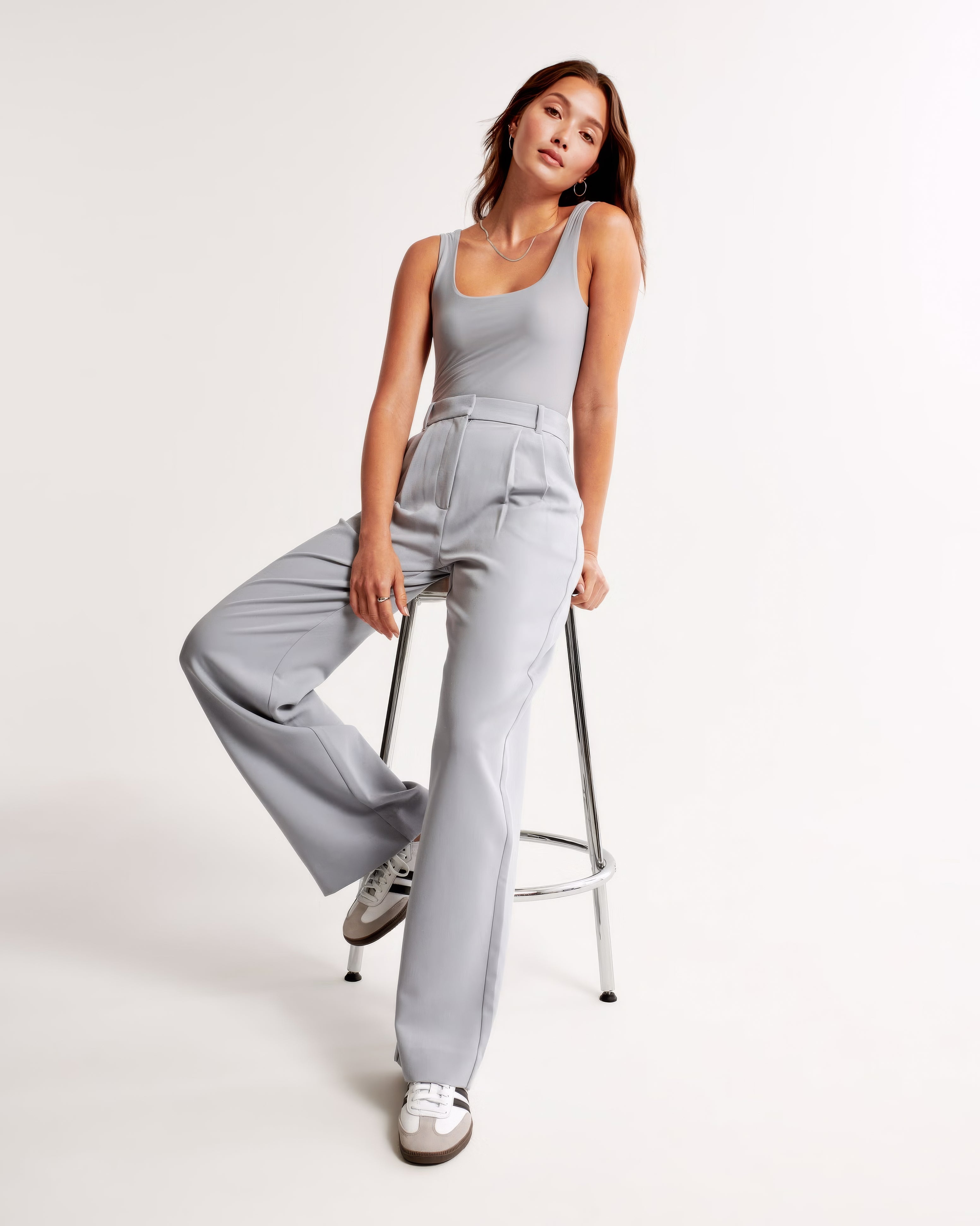 Chloe Tailored Pants with Side Pockets for Women - Light Gray