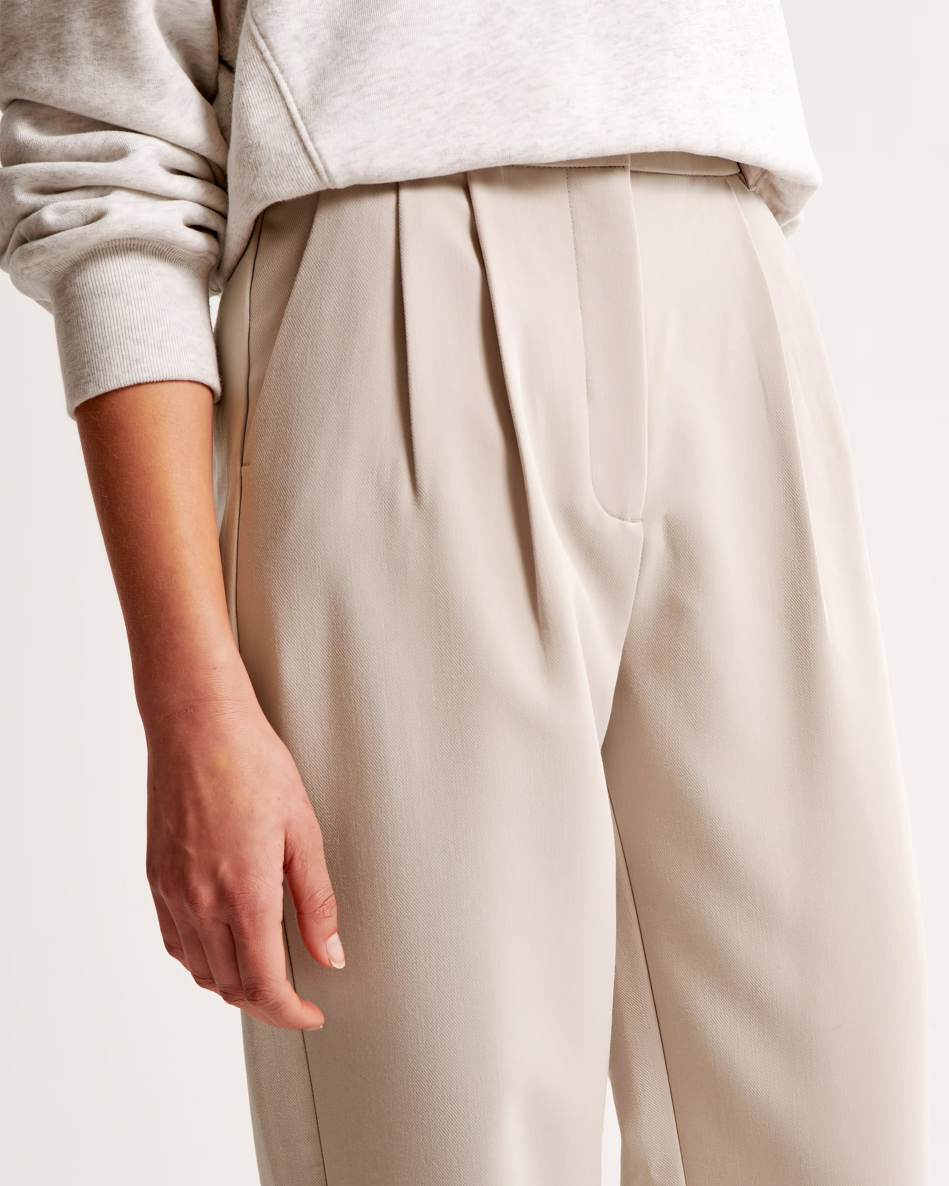 Chloe Tailored Pants with Side Pockets for Women
