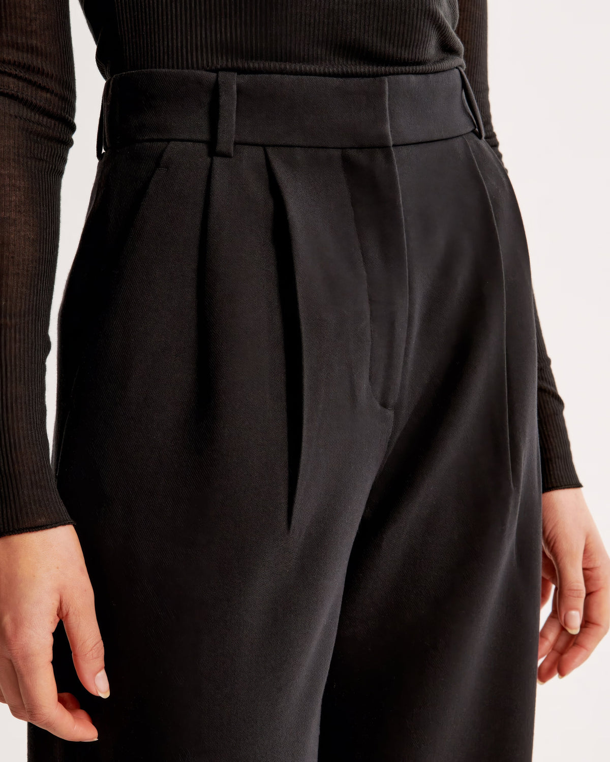 Chloe Tailored Pants with Side Pockets for Women