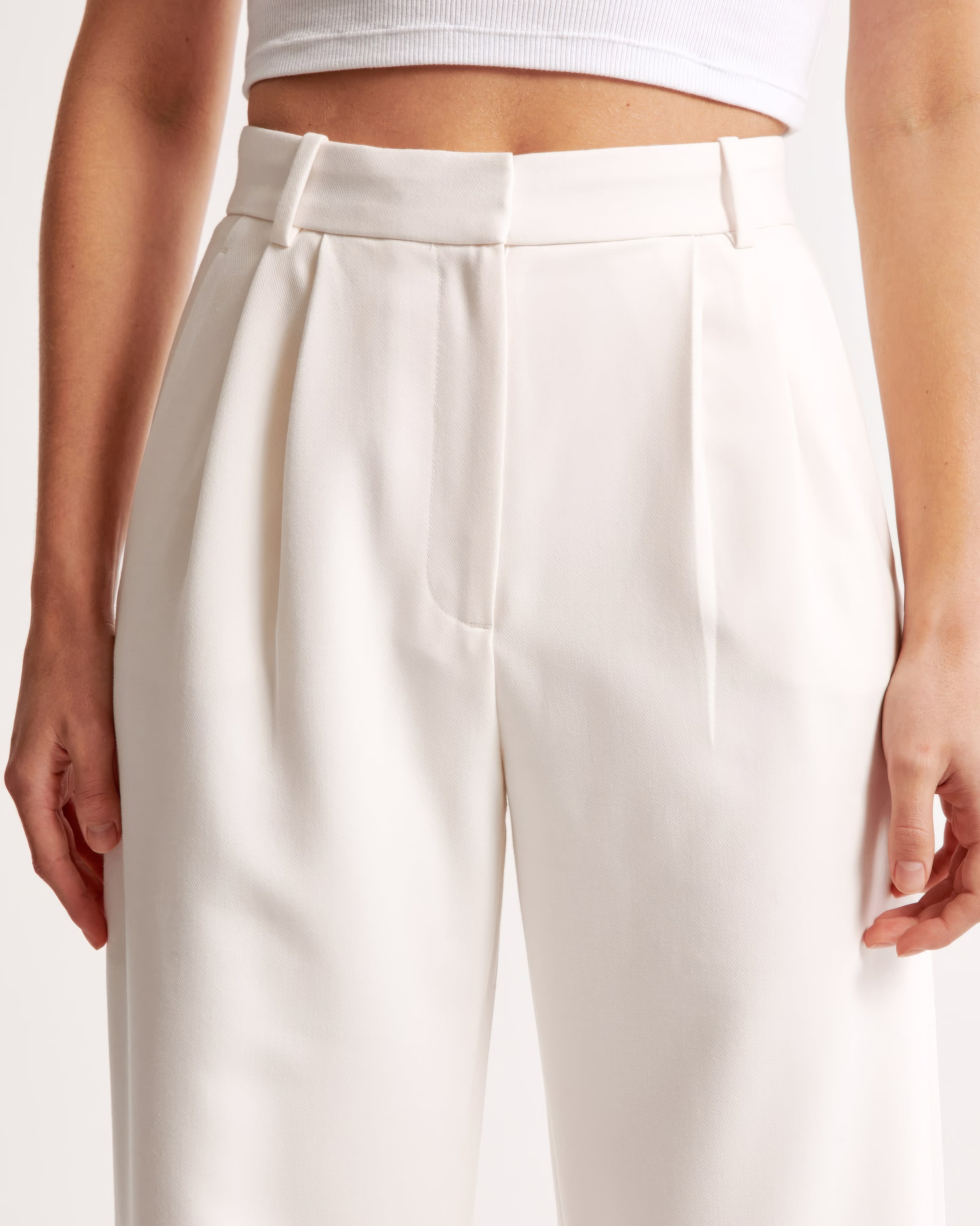 Chloe Tailored Pants with Side Pockets for Women