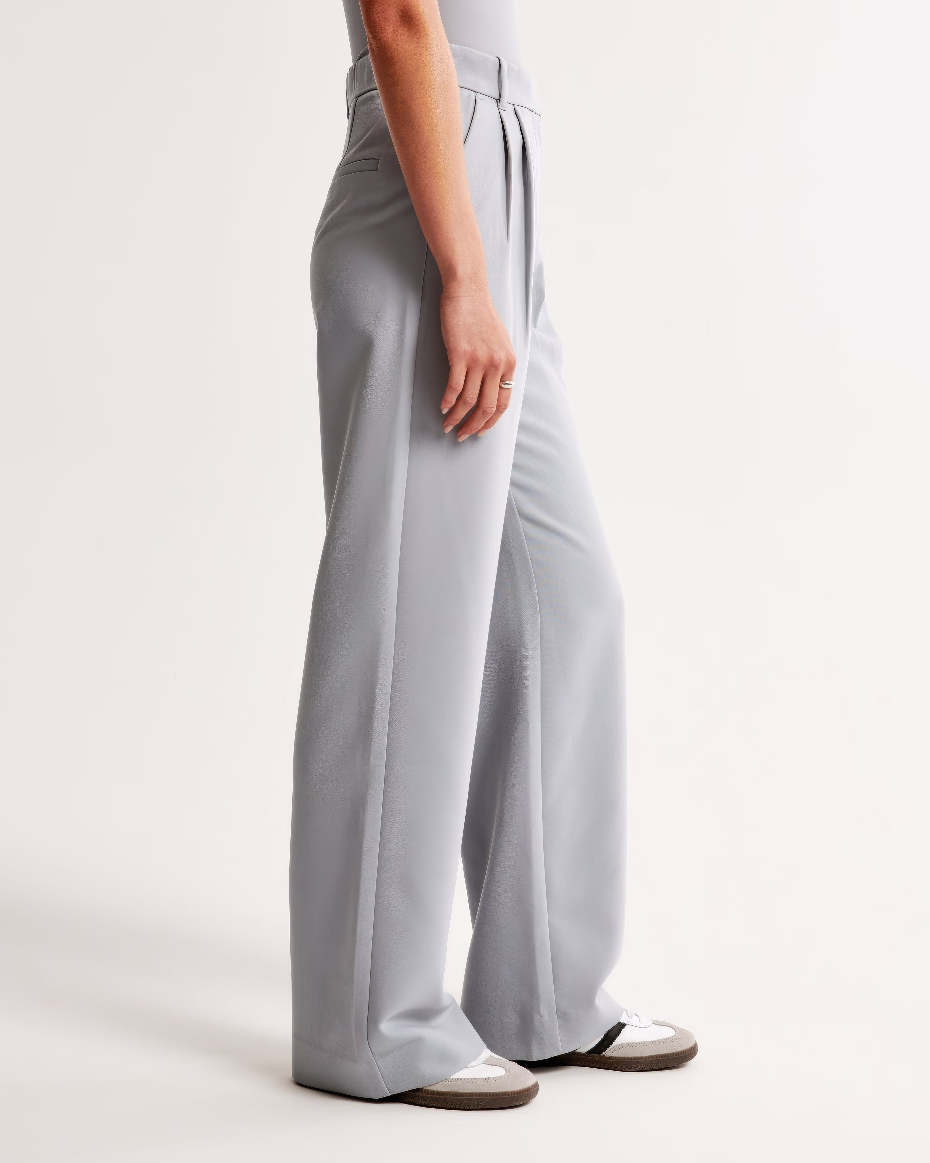 Chloe Tailored Pants with Side Pockets for Women